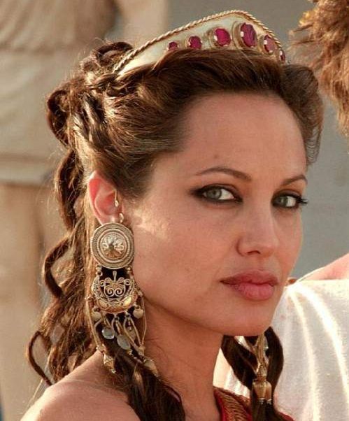 Украшения каффы в античности (Анджелина Джоли на съемках к/ф Александр)